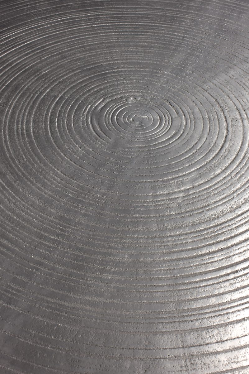 "Goutte d'eau" table