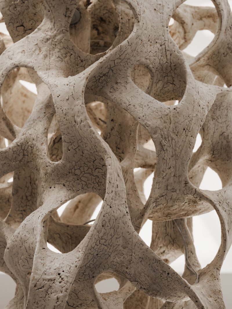 "Entrelacs" ceiling lights