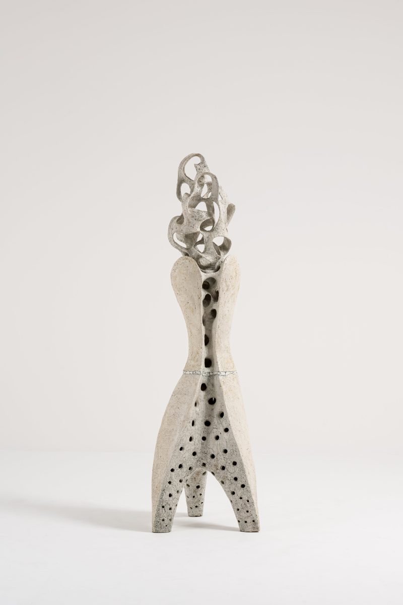 "L'Entrelacs Éclos" sculpture