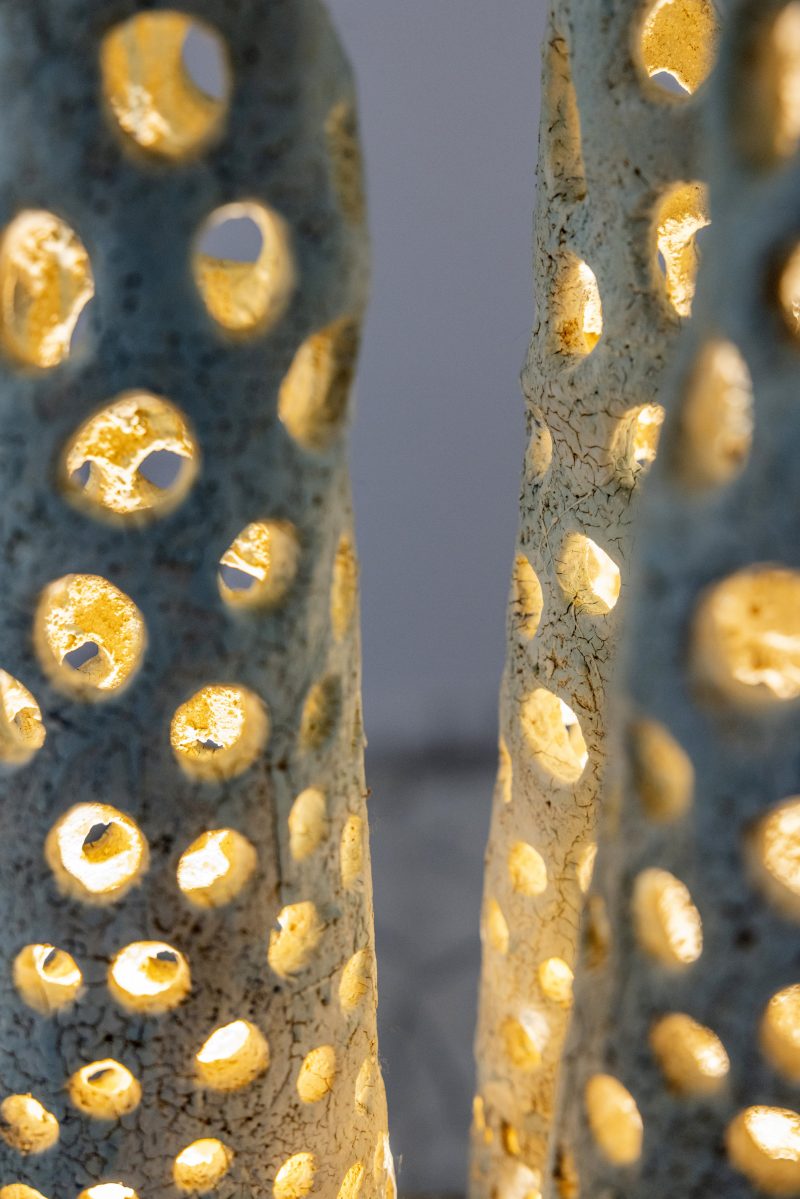 "Les Fumeuses" lamp
