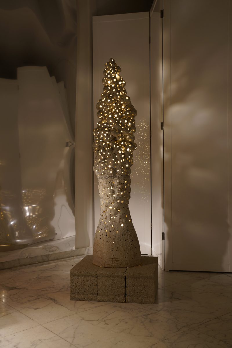 "Morilles" lamp totem