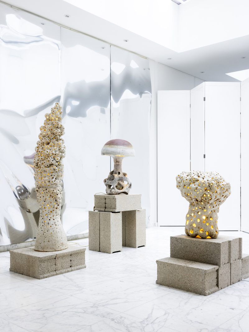 "Morilles" lamp totem