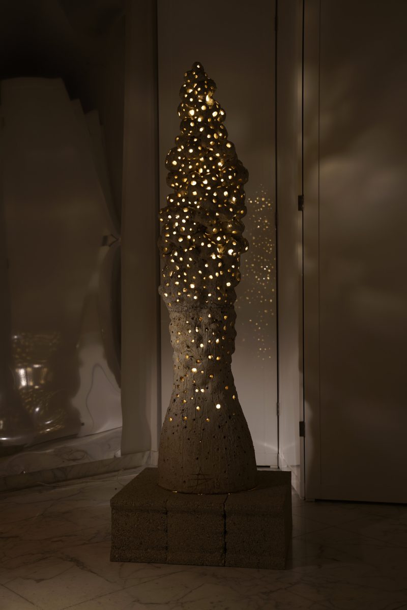 "Morilles" lamp totem