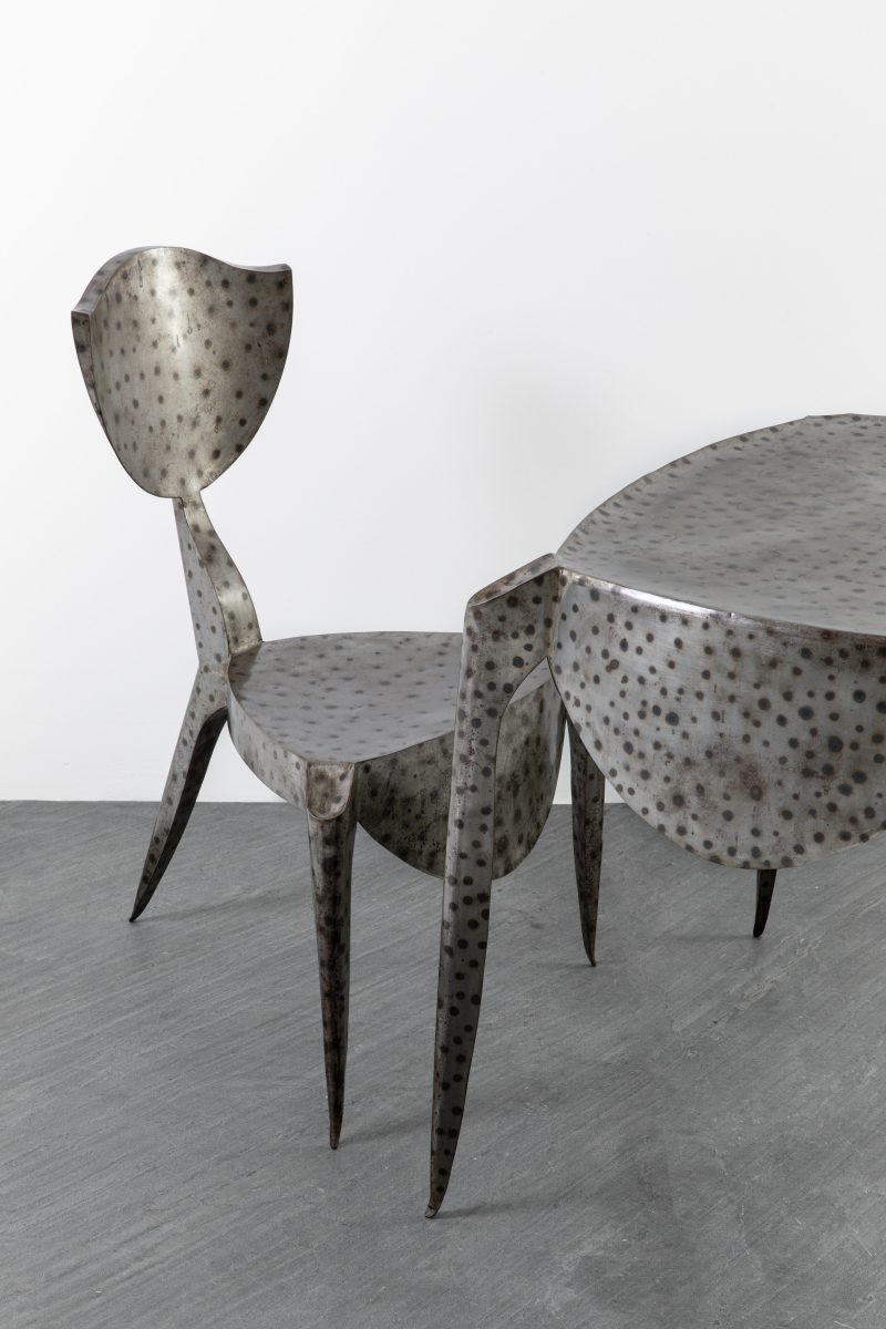 "Paris" desk and chair