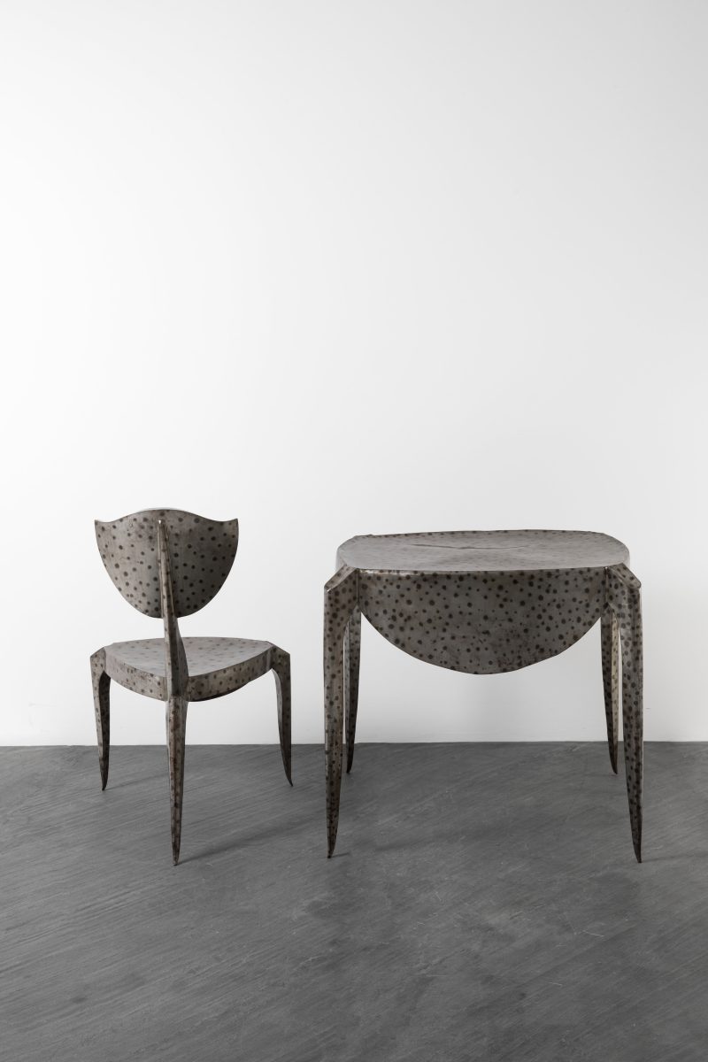 "Paris" desk and chair