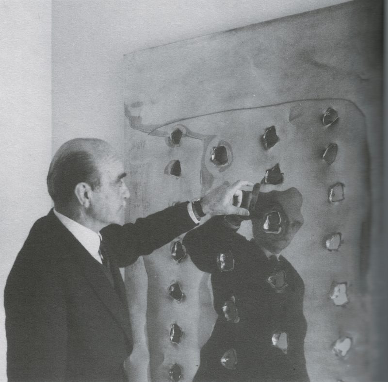 "Omaggio a Lucio Fontana" mirror