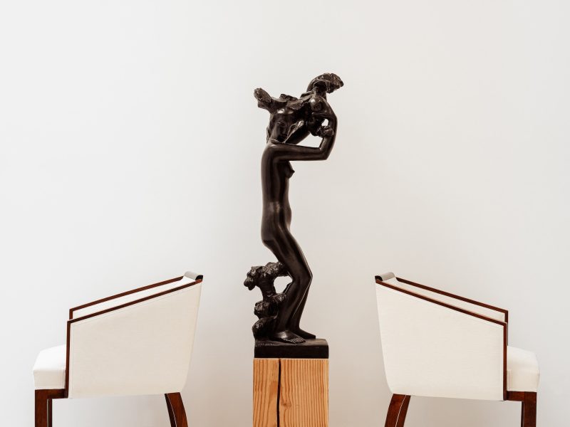 "Ève"