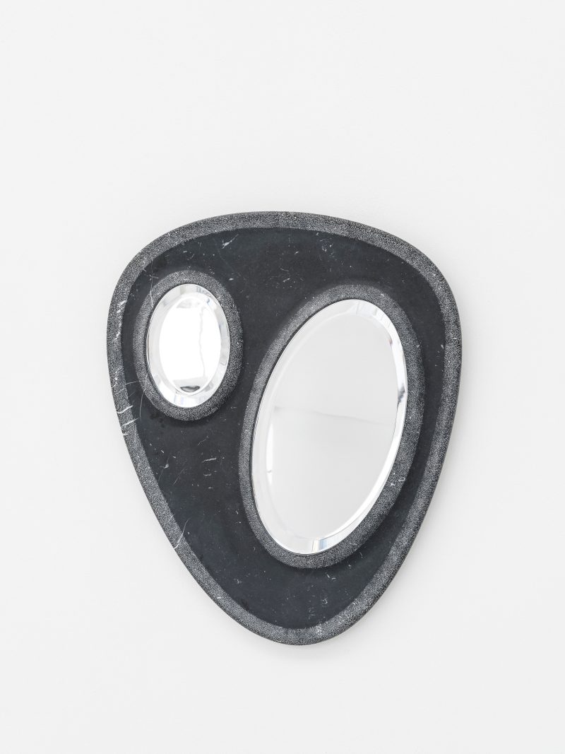 "Kio" mirror