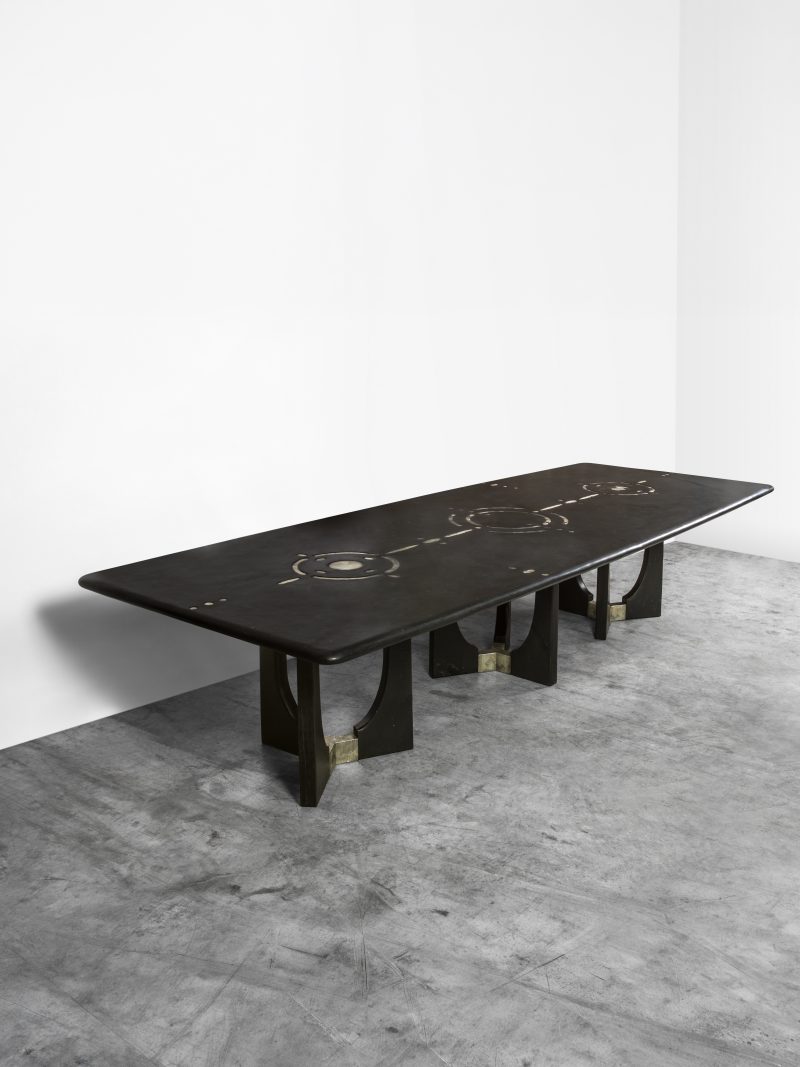 "Sidéral" dining table