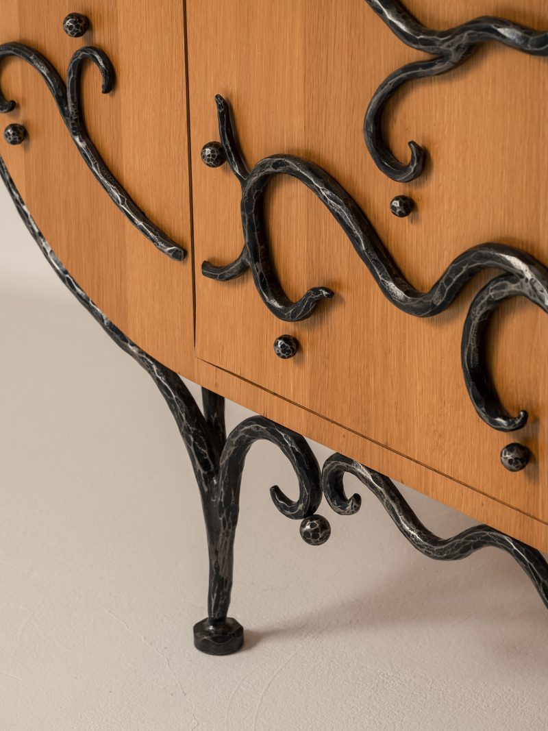 "Belgravia" sideboard