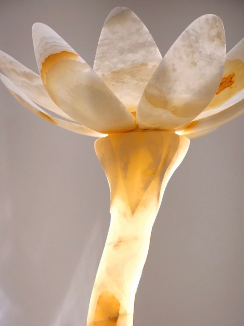 "Poison lumineux" illuminated sculpture