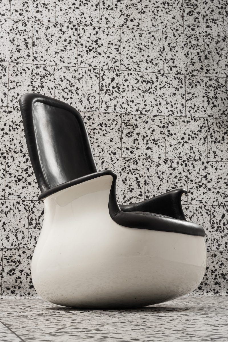 "Culbuto" chair