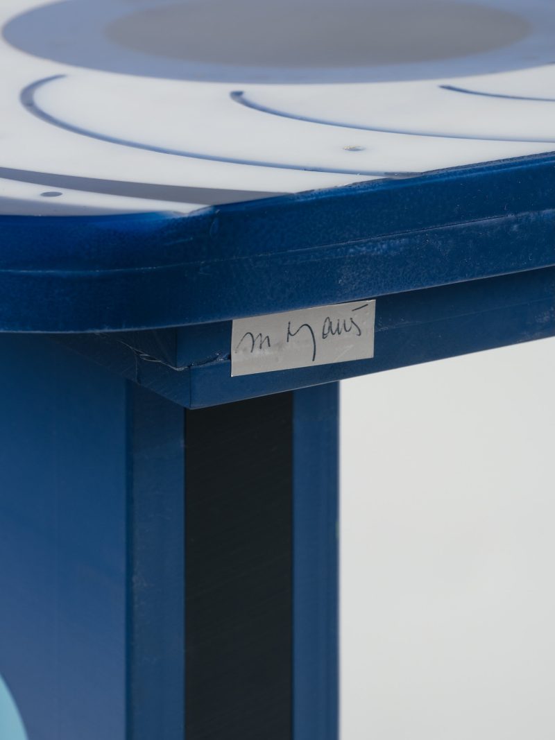 "Flor y Mar" console
