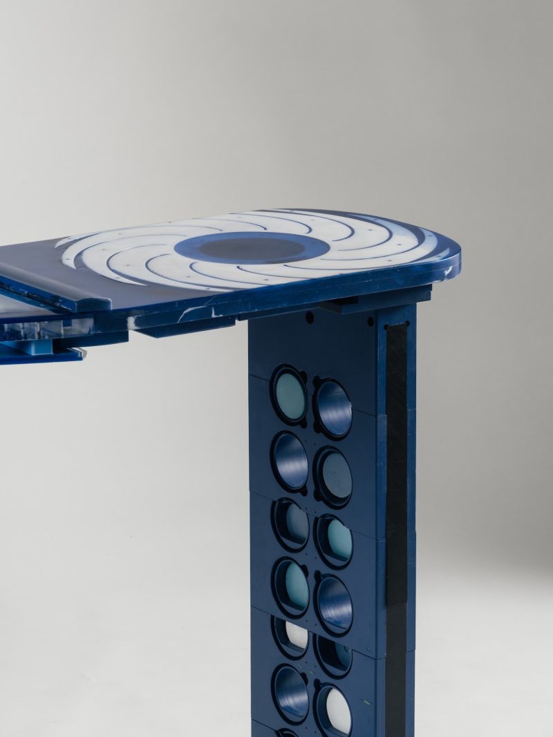 "Flor y Mar" console
