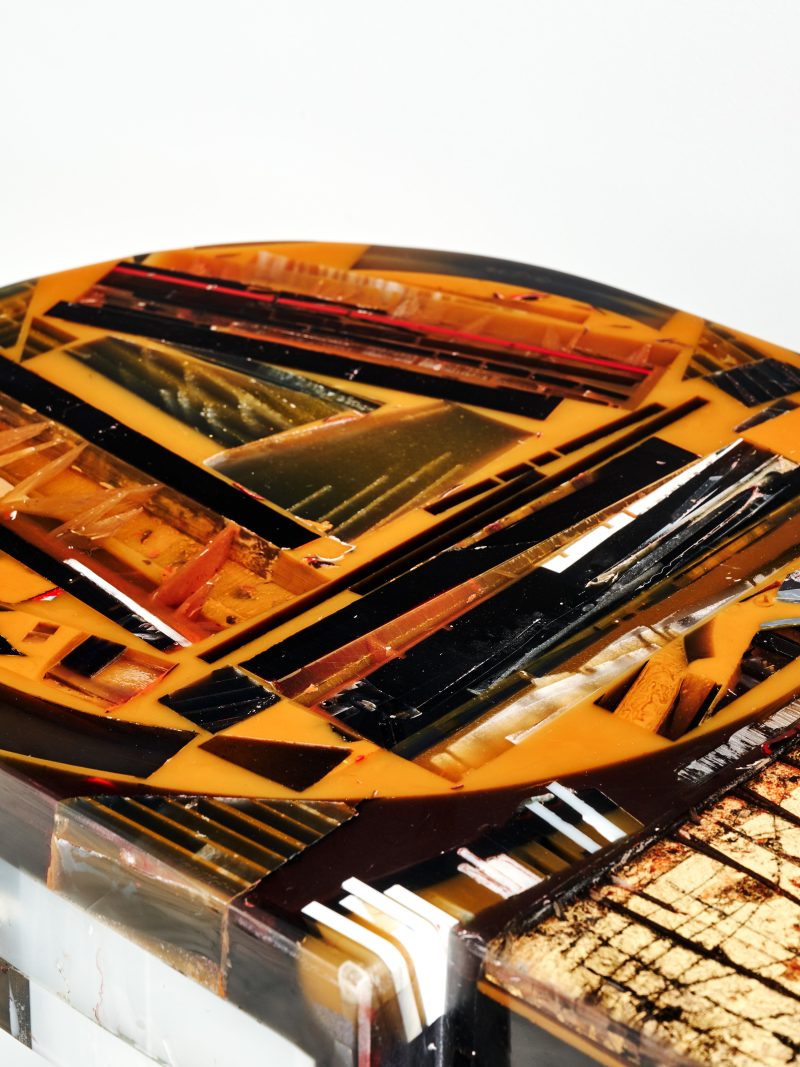 "Hommage à Kandinsky" console