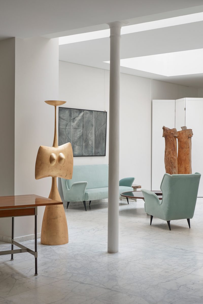"Anthropomorphe" standing lamp