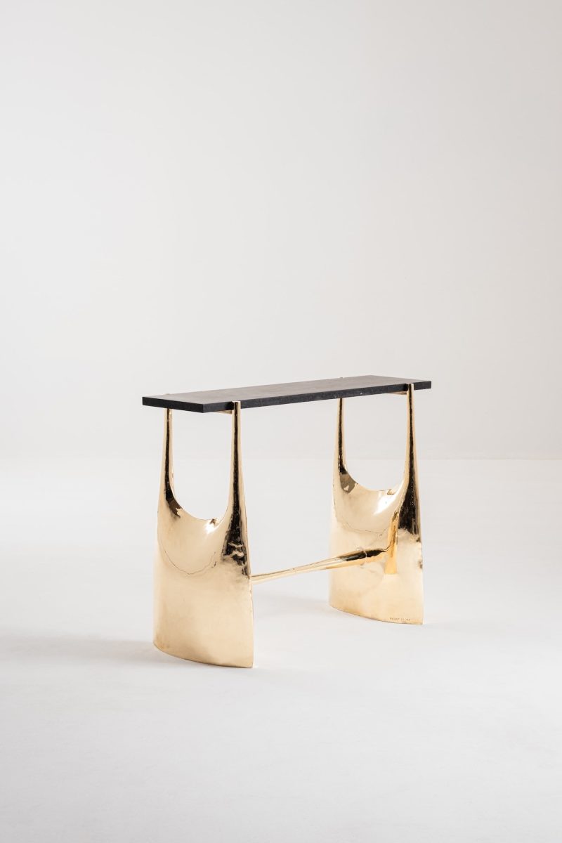 "Gombert" console