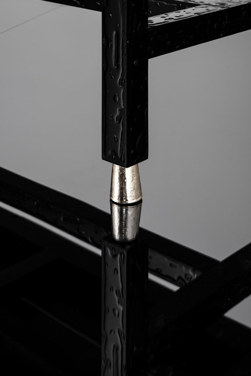 Bench 01