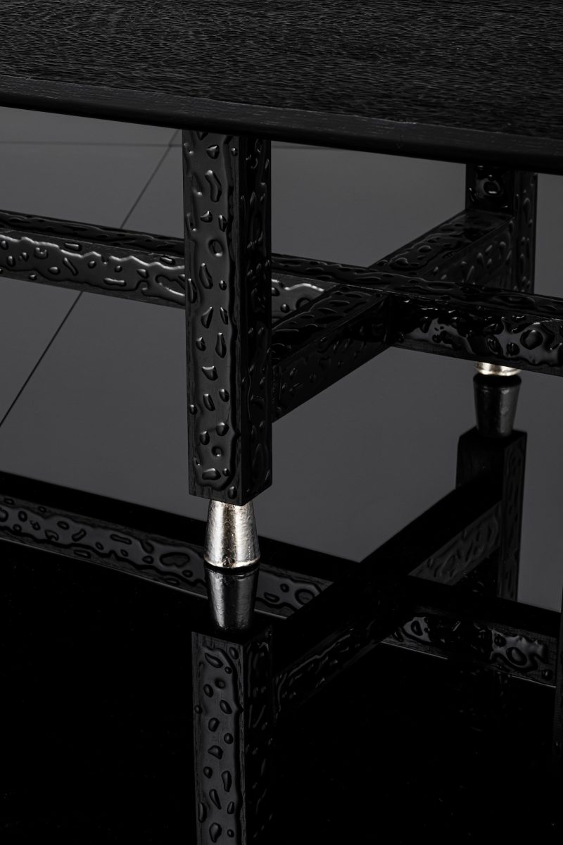 Bench 01