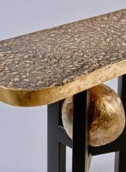 "Volcanique" console