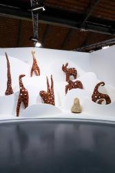 "Canidé" sculpture