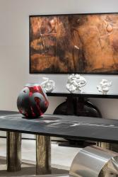"Azoici red and black" vase