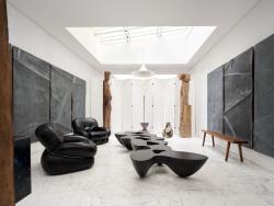 "Quark" coffee table