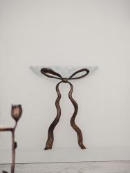 "Chère enfant gâtée" console