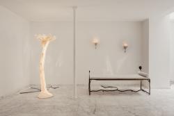 "Poison lumineux" illuminated sculpture