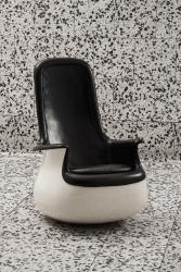 "Culbuto" chair