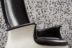"Culbuto" chair
