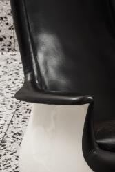 "Culbuto" chair