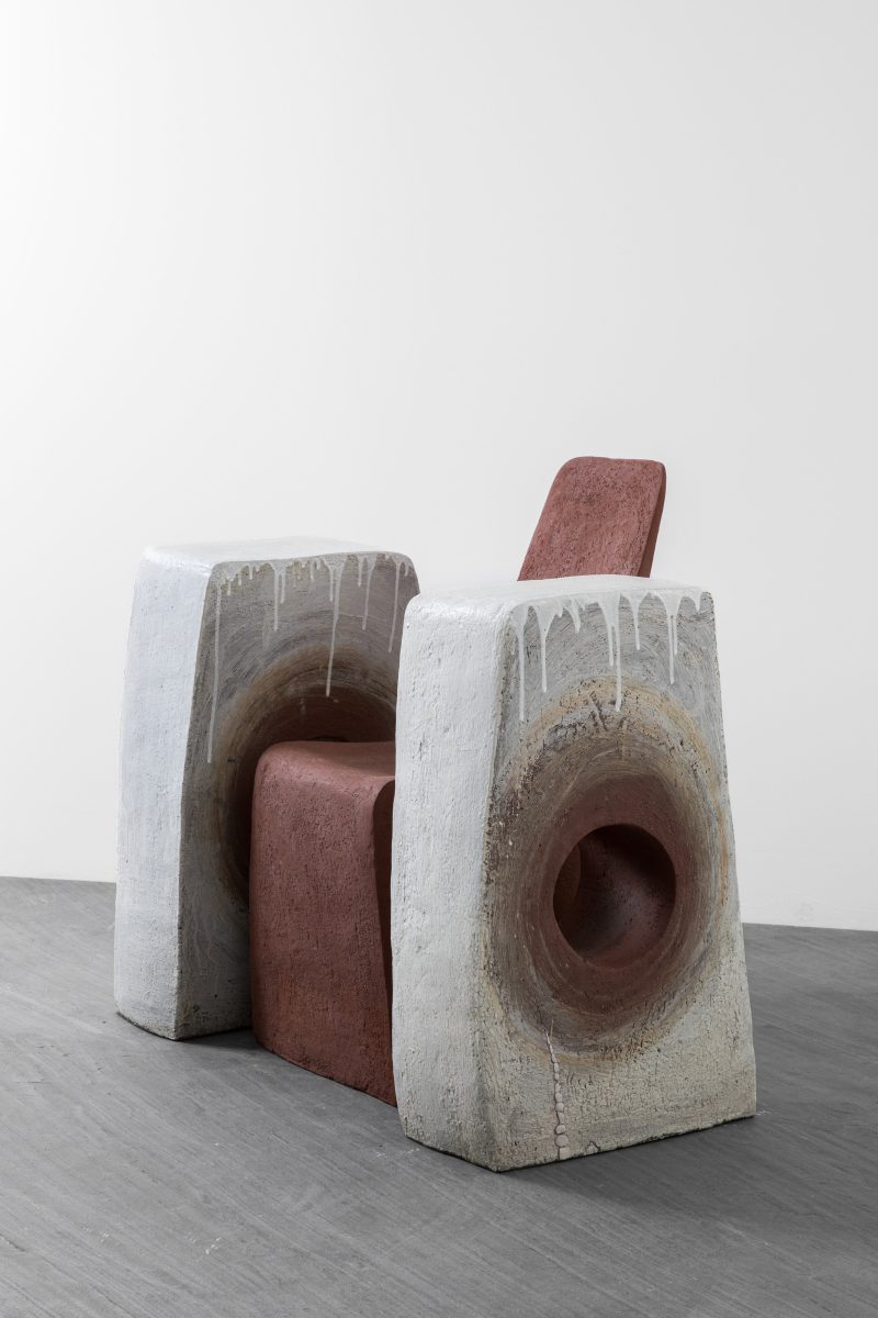 "Aztèque" armchair