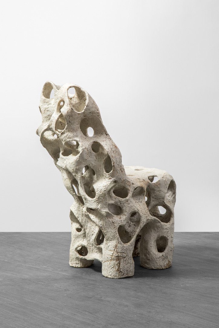 "Entrelacs" chair