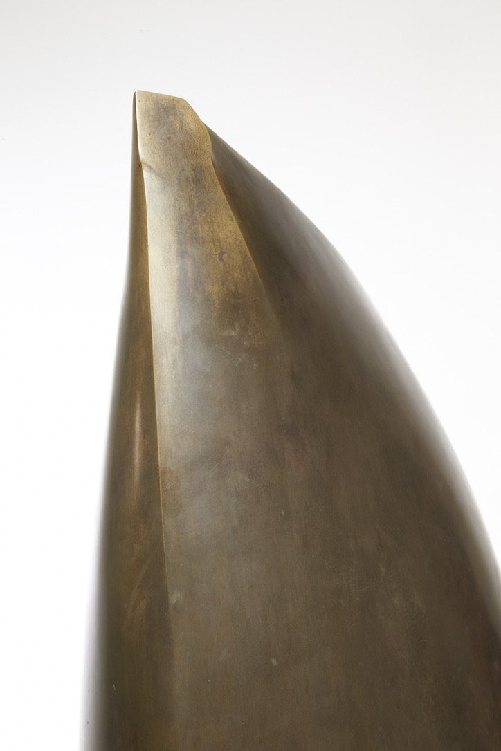 "Le Chevalier" sculpture